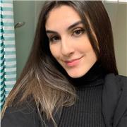 Laurenda in Economia e Gestione Aziendale diplomata al liceo linguistico è disponibile ad aiutare alunni